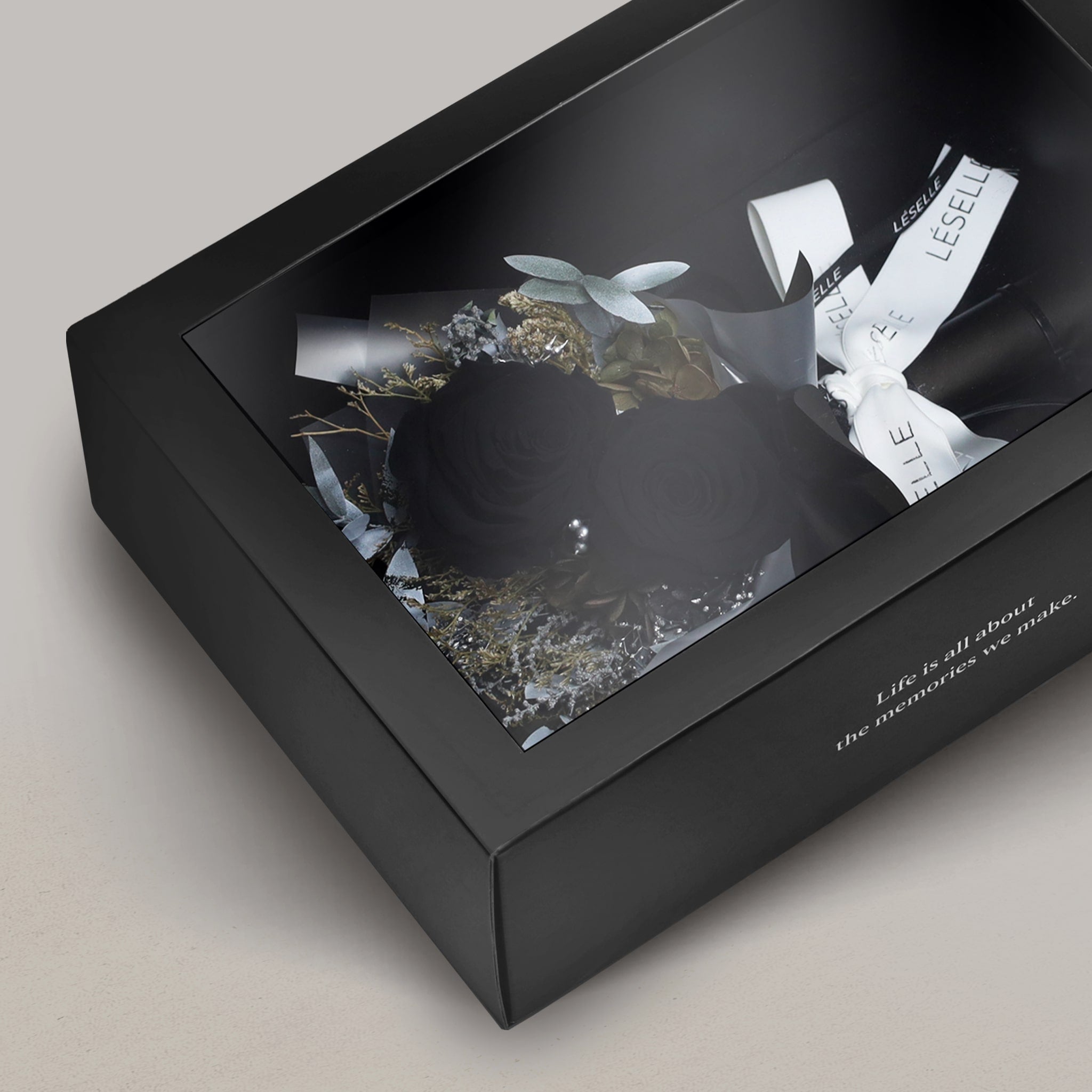 迷你永生花束 - 經典黑玫瑰