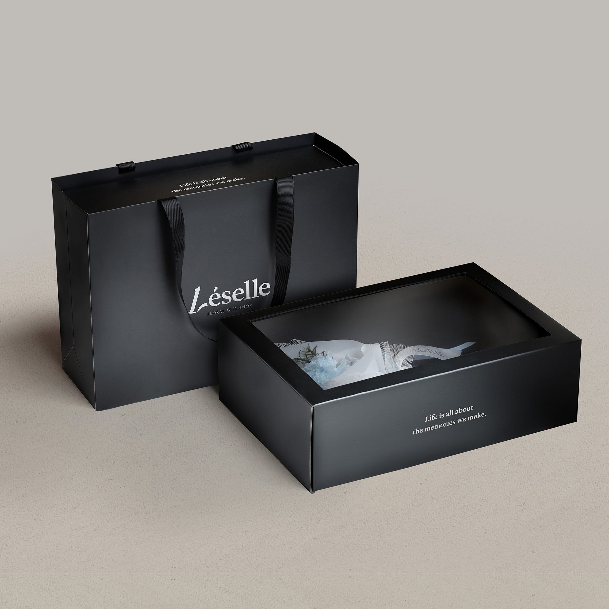 靜謐藍單朵康乃馨永生花束