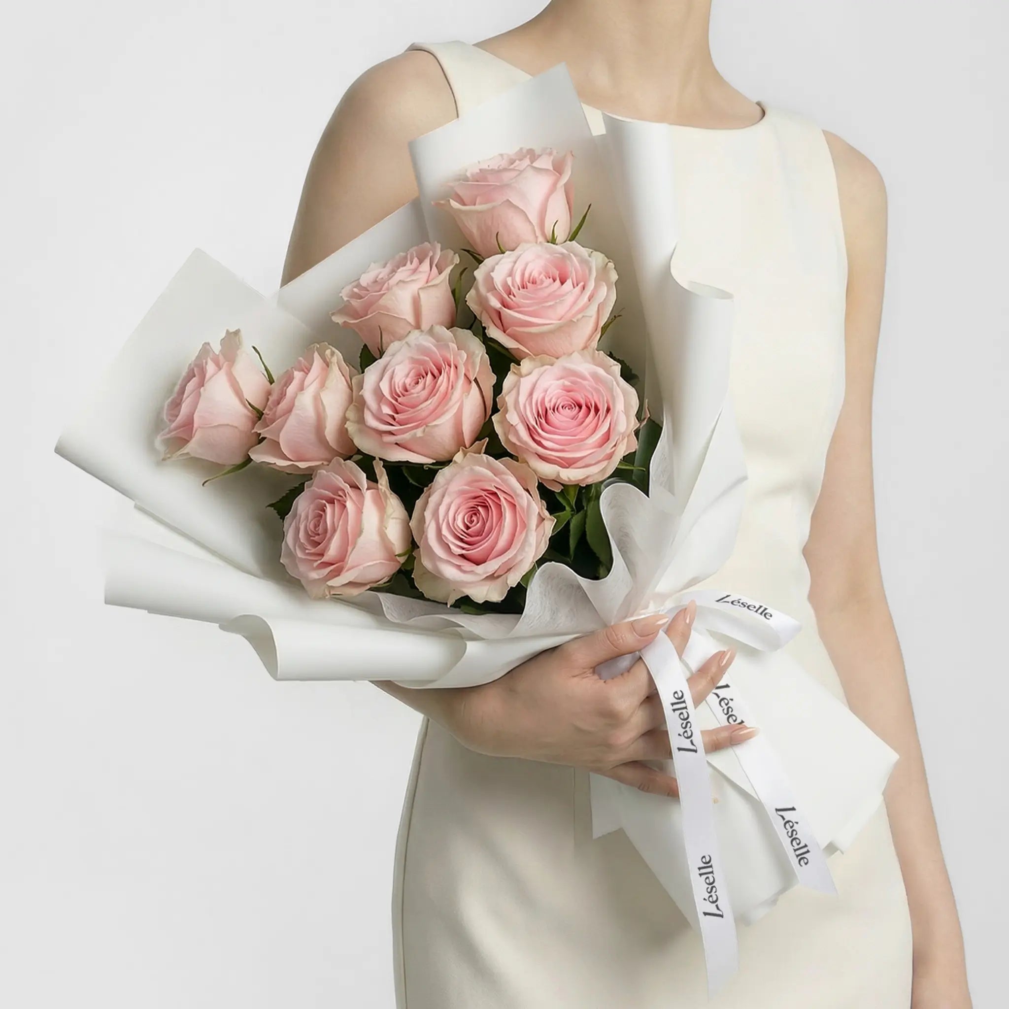 The Novia // 厄瓜多爾頂級淡粉玫瑰花束